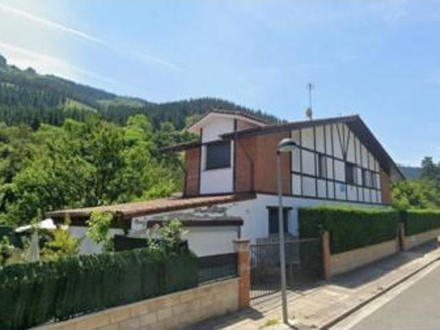 Chalet en venta en Eskoriatza, Guipúzcoa