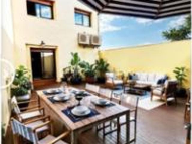 Villa en venta en Esquivias