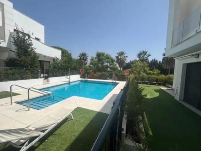 Chalet en venta en The Watergardens, Estepona