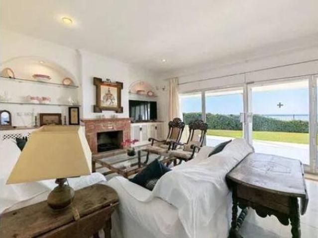 Chalet en venta en Atalaya, Costa del Sol Occidental