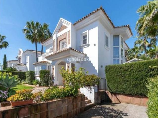 Chalet en venta en Nueva Atalaya, Costa del Sol Occidental