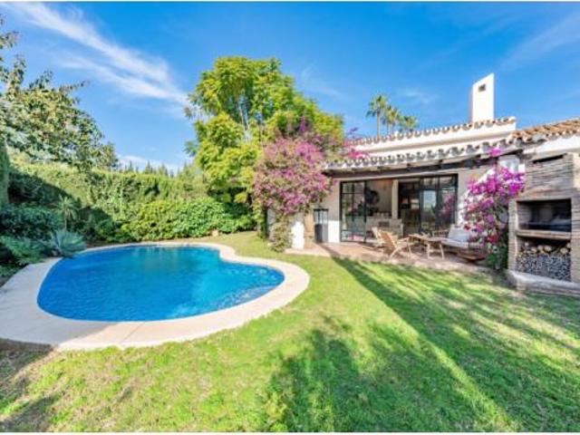 Chalet en venta en Monte Biarritz, Costa del Sol Occidental