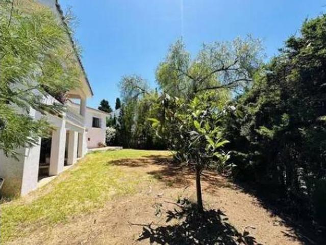 Chalet en venta en Nueva Atalaya, Costa del Sol Occidental