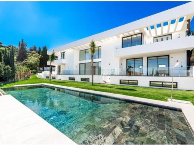 Chalet en venta en Monte Biarritz, Costa del Sol Occidental