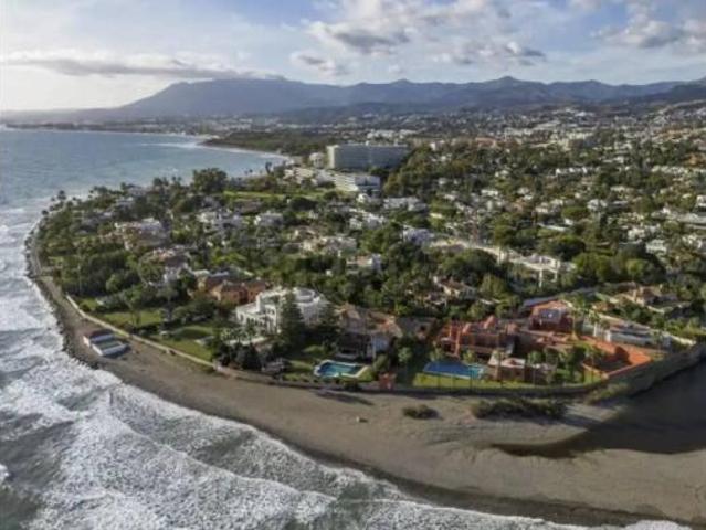Chalet en venta en Atalaya, Costa del Sol Occidental
