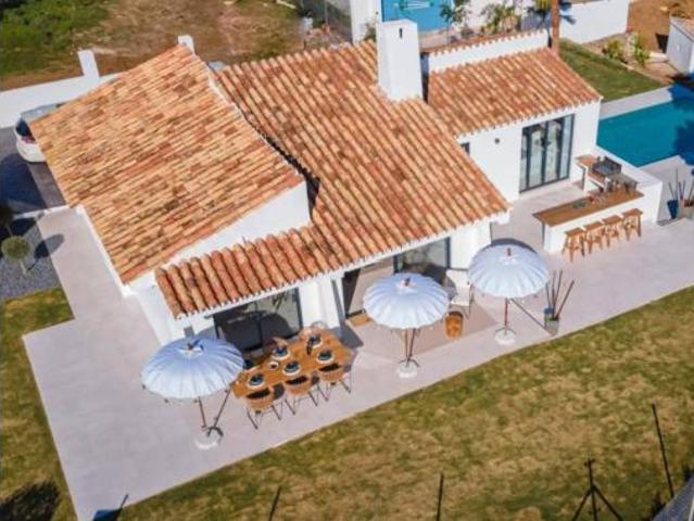 Chalet en venta en El Padrón, Costa del Sol Occidental