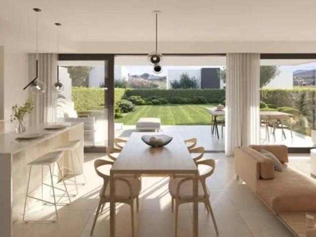 Chalet en venta en Real de El Campanario, Estepona
