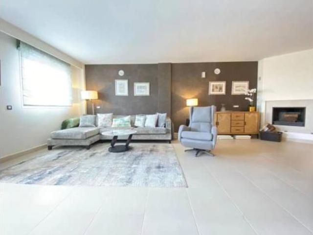 Chalet en venta en El Pilar, Costa del Sol Occidental