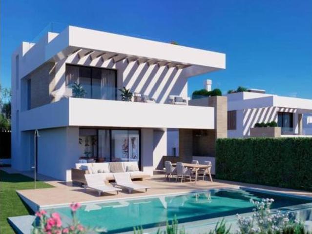 Chalet en venta en El Campanario Estepona, Costa del Sol Occidental
