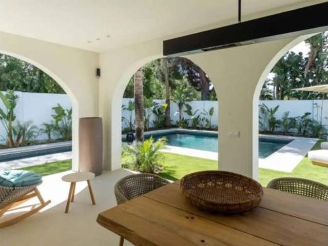 Chalet en venta en Nueva Atalaya, Costa del Sol Occidental