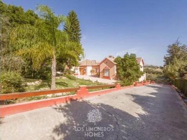 Chalet en venta en Alcazaba Beach, Costa del Sol Occidental