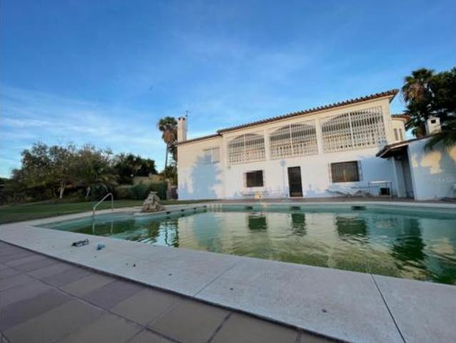 Chalet en venta en Las Lomas, Costa del Sol Occidental