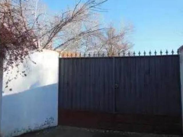 Chalet en venta en Estremera, Madrid