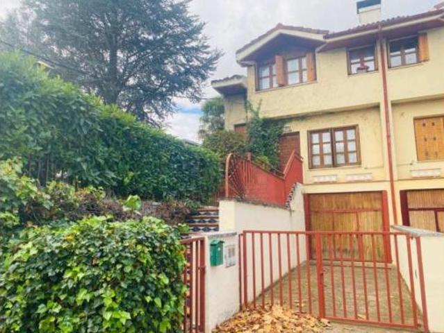 Chalet en venta en Ezcaray, La Rioja