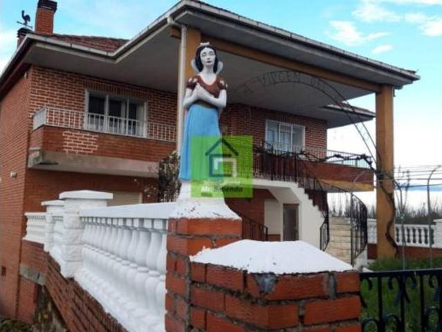 Chalet en venta en Fariza, Castilla y León