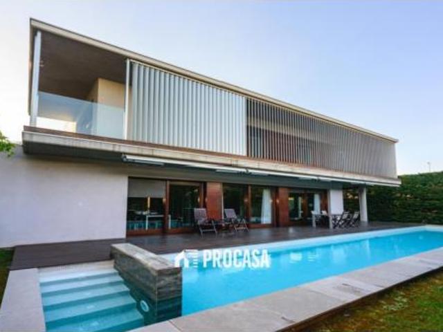 Chalet en venta en Alt Empordà, Catalunya