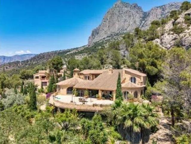 Chalet en venta en la Marina Baixa, Valencia