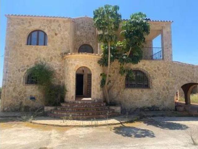 Chalet en venta en la Marina Baixa, Valencia