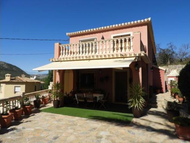 Chalet en venta en la Marina Baixa, Valencia