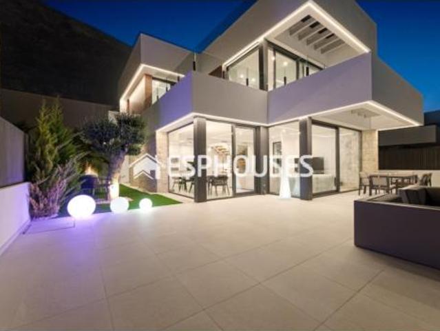 Villa en venta en Finestrat, Urbanització Golf Badia