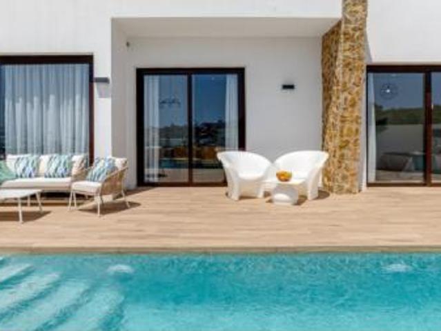 Chalet en venta en la Marina Baixa, Valencia