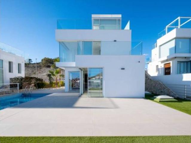 Chalet en venta en la Marina Baixa, Valencia