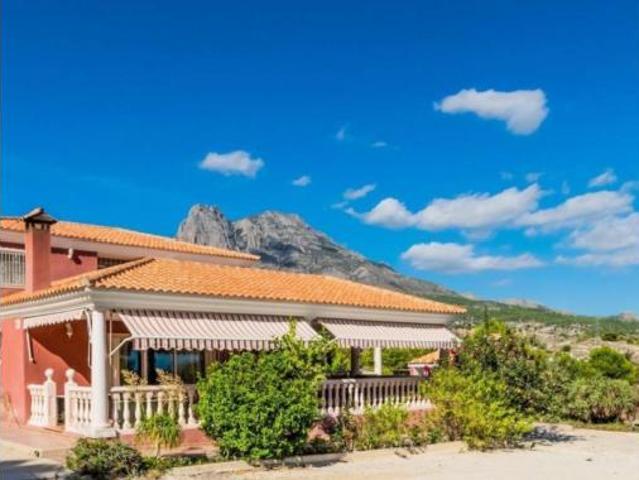 Chalet en venta en la Marina Baixa, Valencia