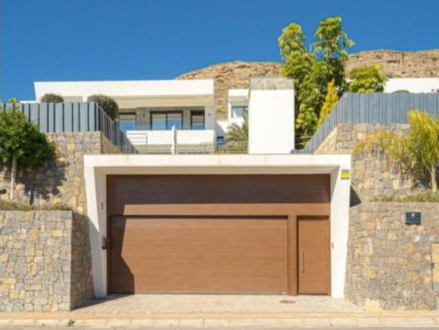 Villa en venta en Finestrat