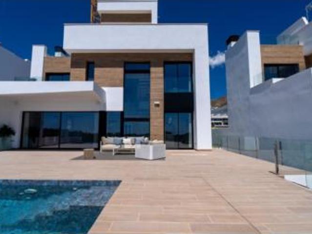 Chalet en venta en la Marina Baixa, Valencia
