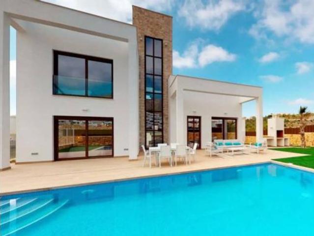 Chalet en venta en la Marina Baixa, Valencia