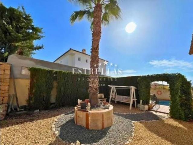 Chalet en venta en Urbanització Golf Badia, la Marina Baixa