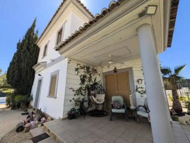 Chalet en venta en Urbanització Golf Badia, Finestrat