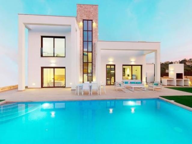 Chalet en venta en la Marina Baixa, Valencia