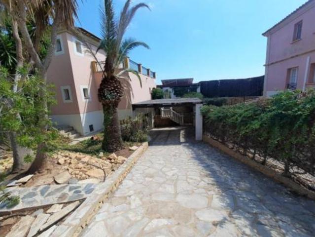 Chalet en venta en Urbanització Golf Badia, Finestrat