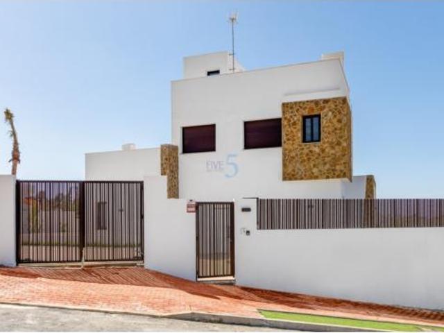 Chalet en venta en la Marina Baixa, Valencia