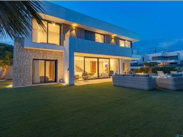 Villa en venta en Finestrat