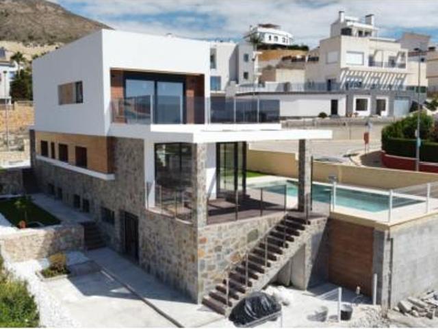 Chalet en venta en la Marina Baixa, Valencia