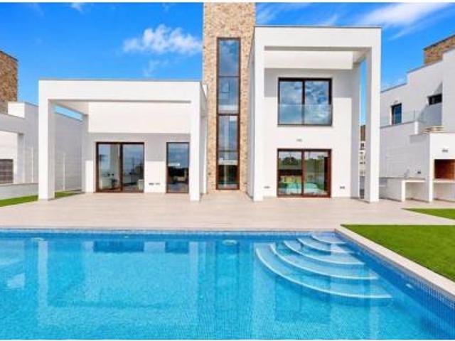 Chalet en venta en la Marina Baixa, Valencia