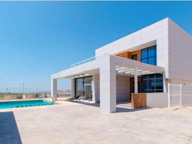 Chalet en venta en la Marina Baixa, Valencia