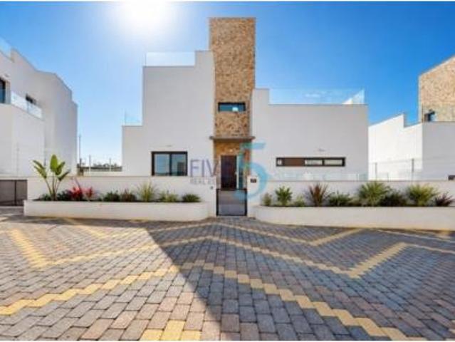 Chalet en venta en la Marina Baixa, Valencia