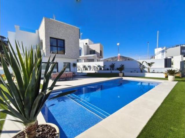 Chalet en venta en la Marina Baixa, Valencia