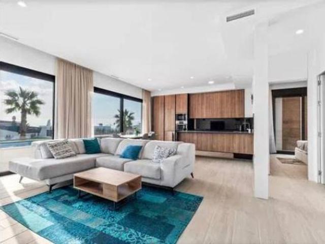Chalet en venta en la Marina Baixa, Valencia
