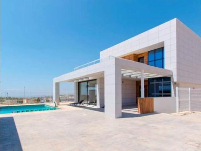 Chalet en venta en la Marina Baixa, Valencia