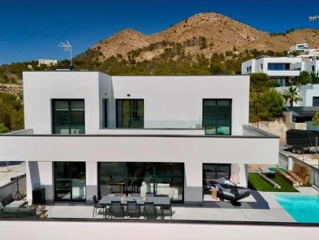 Chalet en venta en la Marina Baixa, Valencia