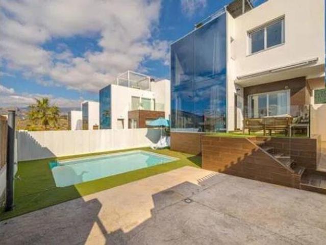 Chalet en venta en la Marina Baixa, Valencia