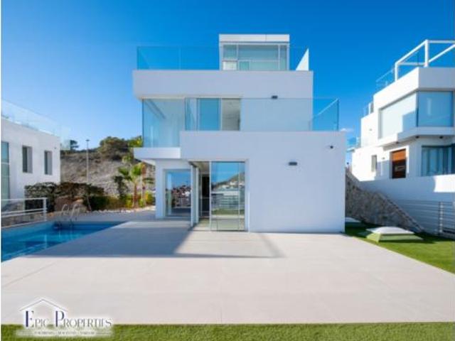 Chalet en venta en la Marina Baixa, Valencia