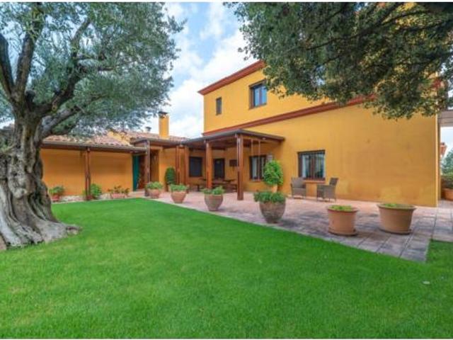 Chalet en venta en Vulpellac, Baix Empordà