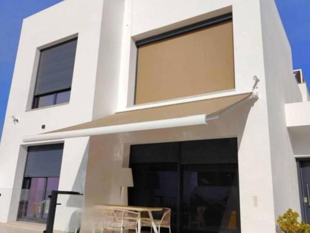 Villa en venta en Formentera Del Segura