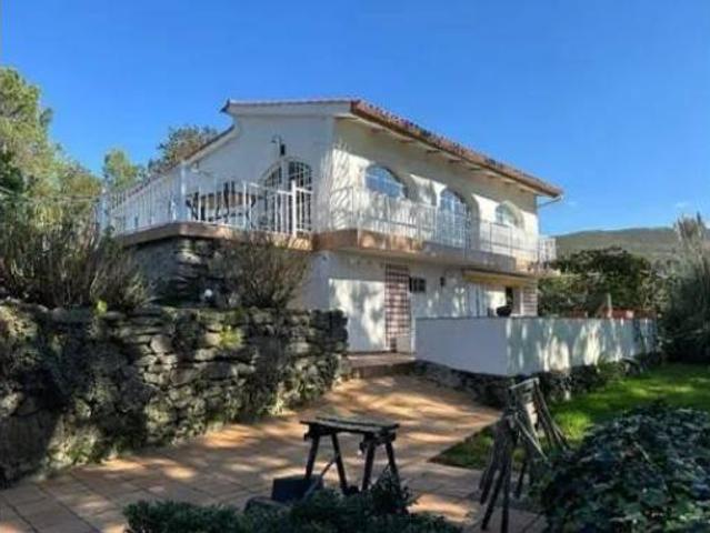 Chalet en venta en Fornelos de Montes, Vigo