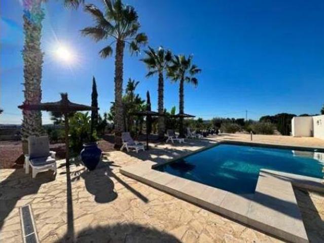 Chalet en venta en La Matanza, Oriental
